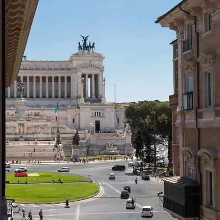 Amazing Piazza Venezia