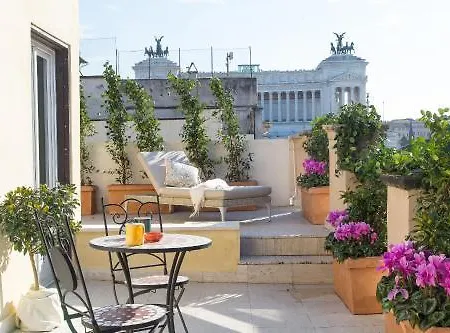Amazing Piazza Venezia 度假居 *