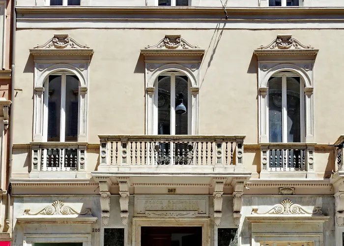 Amazing Piazza Venezia Roma